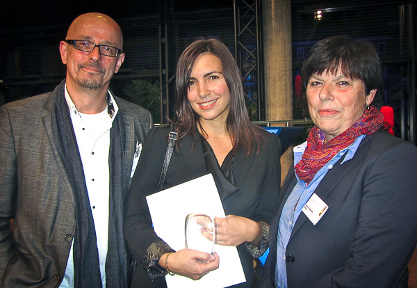 Eleni Klotsikas (Mitte) mit Redakteurin Marita Knipper und Regisseur Michael Wehrhan
