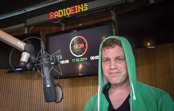 Sebastian Esser im radioeins-Studio