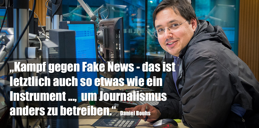 Daniel Bouhs im radioeins-Sendestudio | Foto: © Jörg Wagner