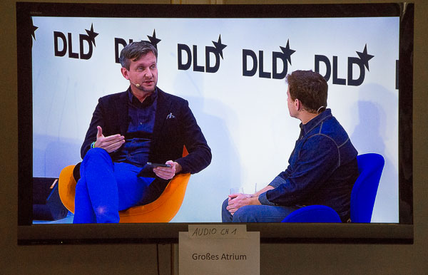 Jochen Wegner (links) im Gespäch mit Stewart Butterfield von Slack